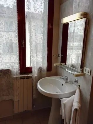 Economy Tek Kişilik Oda, Ortak Banyo