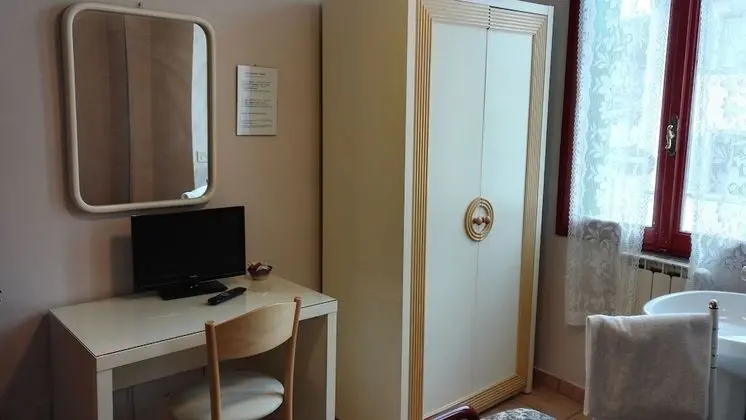 Economy Tek Kişilik Oda, Ortak Banyo