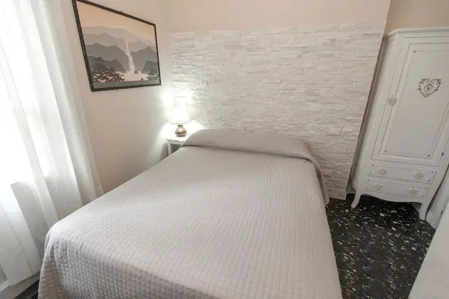 Standard Oda, 1 Büyük (Queen) Boy Yatak, Banyolu/Duşlu, Şehir Manzaralı