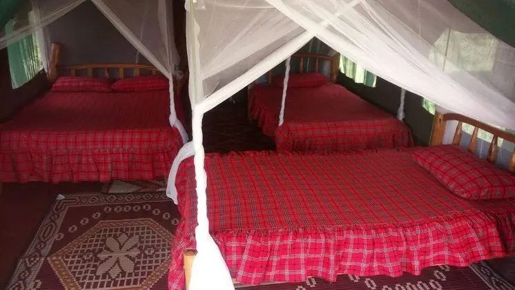 Üç Kişilik Oda