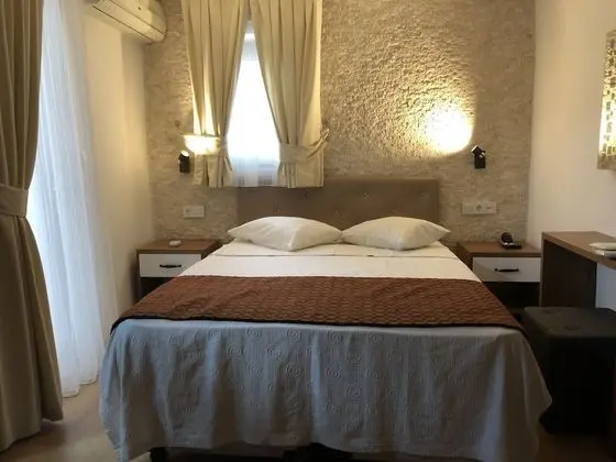 Deluxe Tek Büyük Yataklı Oda, 1 Çift Kişilik Yatak, Balkonlu