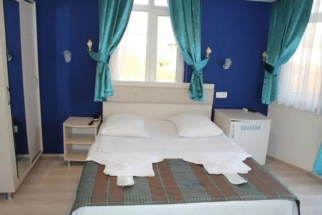 Deluxe Tek Büyük Yataklı Oda, Deniz Manzaralı