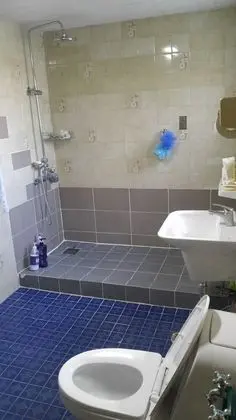 Ortak Ranzalı Oda, Sadece erkekler için