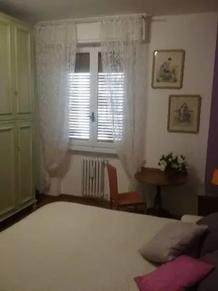 Tek Büyük Yataklı Oda (V)