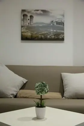 Classic Tek Büyük veya İki Ayrı Yataklı Oda, Avlu Manzaralı