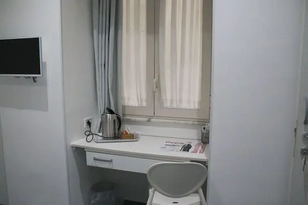 Classic Tek Büyük veya İki Ayrı Yataklı Oda, Avlu Manzaralı