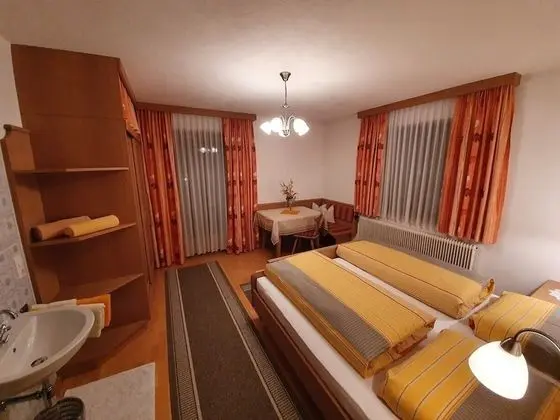 Apart Daire, 3 Yatak Odası (1)