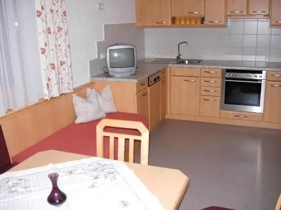 Apart Daire, 3 Yatak Odası (1)