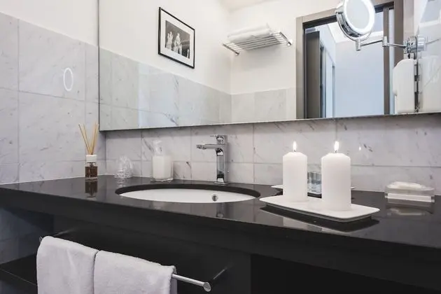 Deluxe Tek Büyük Yataklı Oda, 1 Büyük (Queen) Boy Yatak, Engellilere Uygun, Şehir Manzaralı