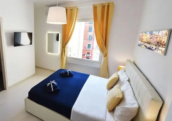 Standard Tek Büyük Yataklı Oda