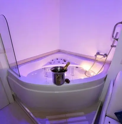 Süit (vasca idromassaggio con terrazza)