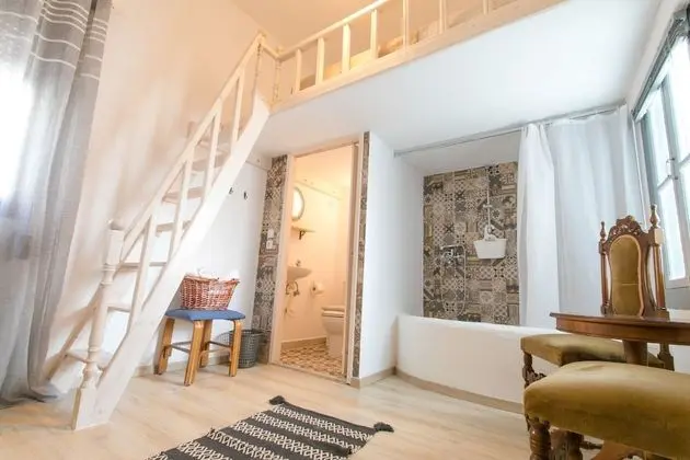 Design Tek Büyük Yataklı Oda