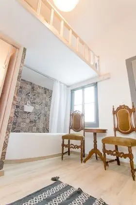 Design Tek Büyük Yataklı Oda