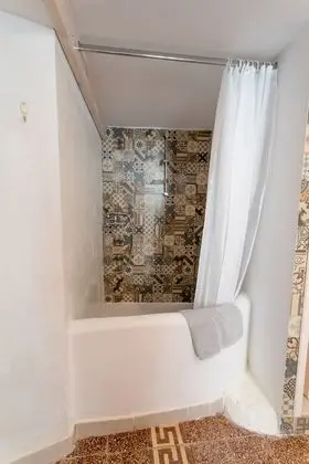 Design Tek Büyük Yataklı Oda