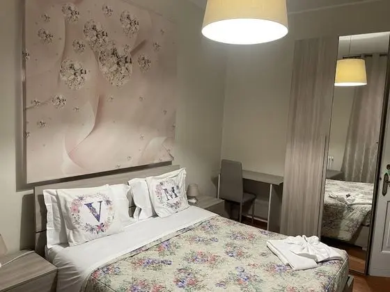 Business Üç Kişilik Oda, Banyolu/Duşlu, Avlu Manzaralı (Vista Cortile Interno)