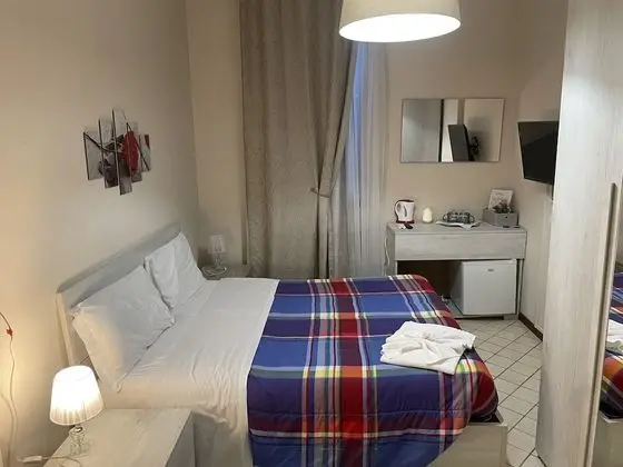 Honeymoon Tek Büyük Yataklı Oda, Banyolu/Duşlu, Bahçe Manzaralı