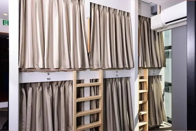 Ortak Ranzalı Oda, Sadece erkekler için