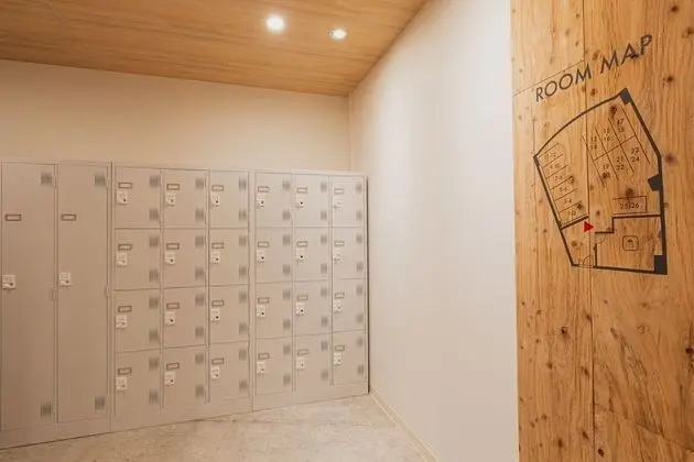 Ortak Ranzalı Oda, Karma Ranzalı Oda, Sigara İçilmez, Ortak Banyo