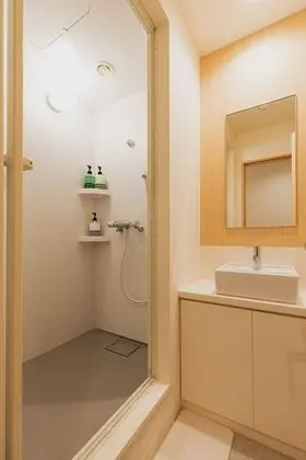 Ortak Ranzalı Oda, Sadece kadınlar için, Sigara İçilmez, Ortak Banyo