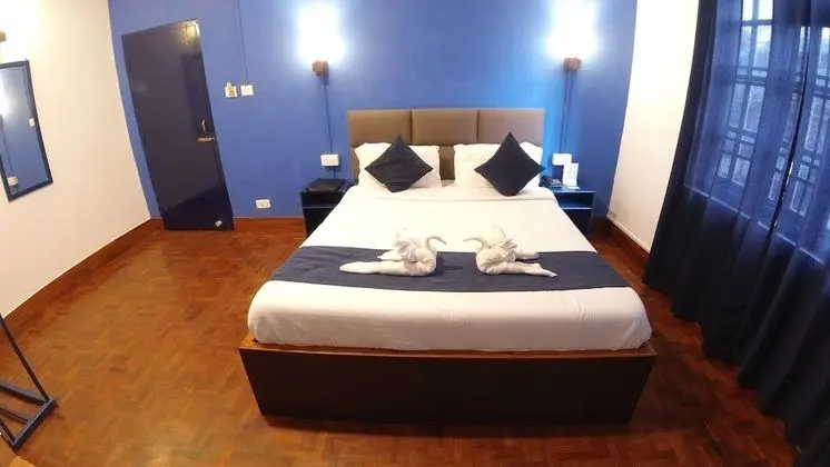 Deluxe Tek Büyük Yataklı Oda