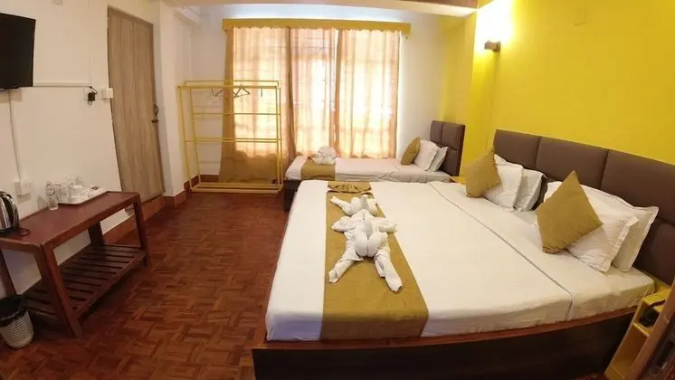 Deluxe Üç Kişilik Oda