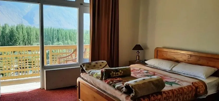Deluxe Tek Büyük Yataklı Oda
