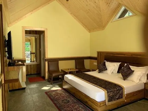 Luxury Tek Büyük Yataklı Oda, 1 En Büyük (King) Boy Yatak, Dağ Manzaralı
