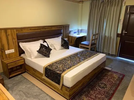 Luxury Tek Büyük Yataklı Oda, 1 En Büyük (King) Boy Yatak, Dağ Manzaralı