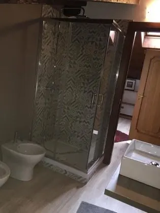 Superior Dört Kişilik Oda, Banyolu/Duşlu