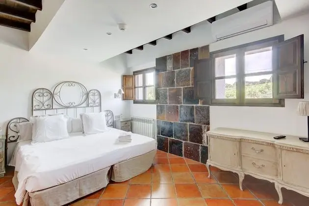 Tek Büyük Yataklı Oda