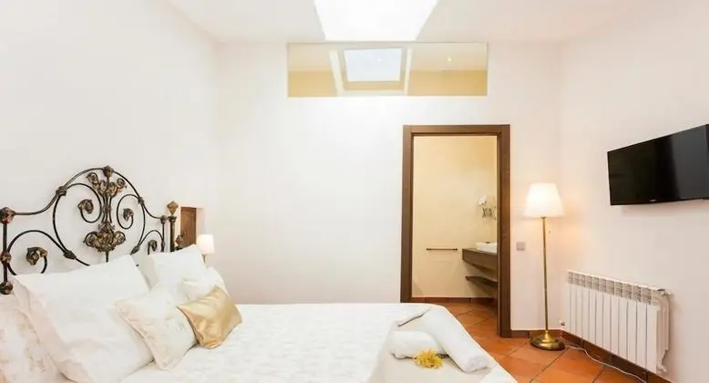 Tek Büyük Yataklı Oda