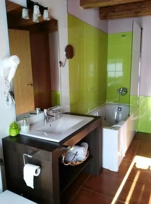 Tek Büyük Yataklı Oda, Dağ Manzaralı