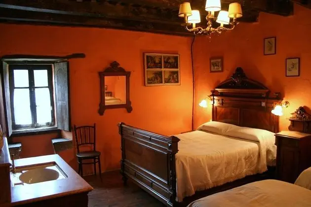 Dört Kişilik Oda, Ortak Banyo