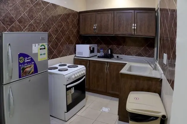 Apart Daire, 2 Yatak Odası, Küçük Mutfak