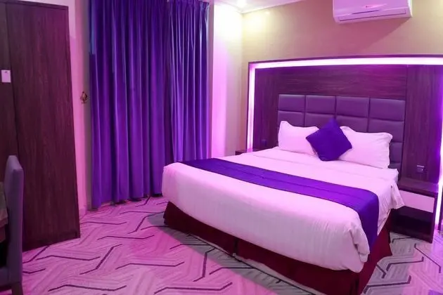 Apart Daire, 2 Yatak Odası, Küçük Mutfak