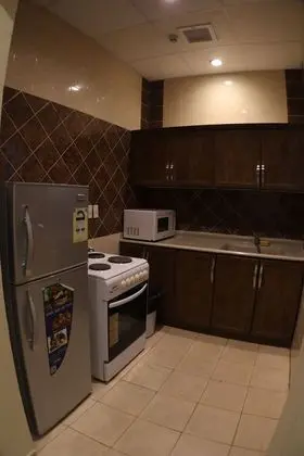 Apart Daire, 2 Yatak Odası, Küçük Mutfak