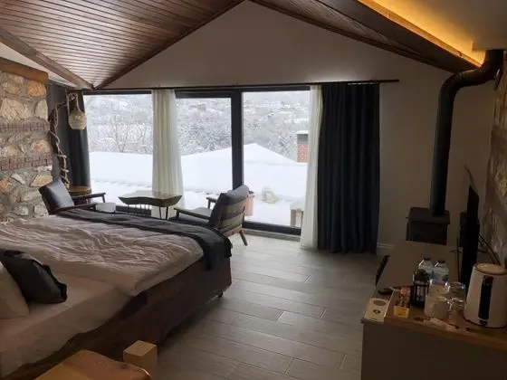 Jakuzili Standart Oda, Dağ Manzaralı, Jakuzili (2 Kişilik)