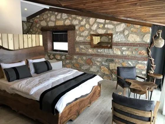 Jakuzili Standart Oda, Dağ Manzaralı, Jakuzili (2 Kişilik)
