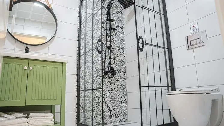 Deluxe Tek Büyük Yataklı Oda, Balkon, Deniz Manzaralı
