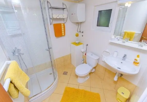 Ev (Maslina - close to the sea - H(2+2))