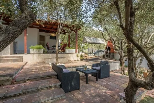 Ev (Maslina - close to the sea - H(2+2))