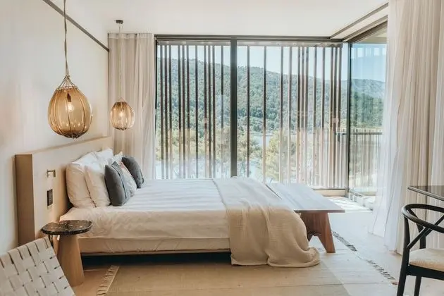 Standard Tek Büyük veya İki Ayrı Yataklı Oda