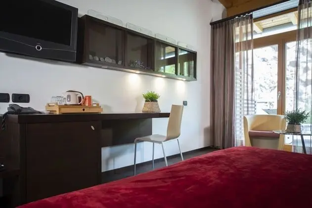 Classic Tek Büyük veya İki Ayrı Yataklı Oda