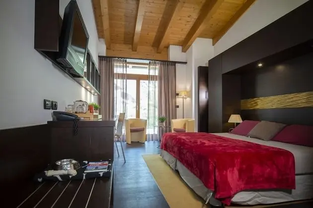 Classic Tek Büyük veya İki Ayrı Yataklı Oda