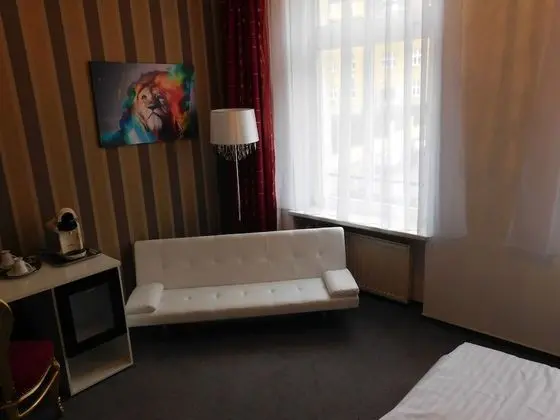 Comfort Tek Büyük Yataklı Oda