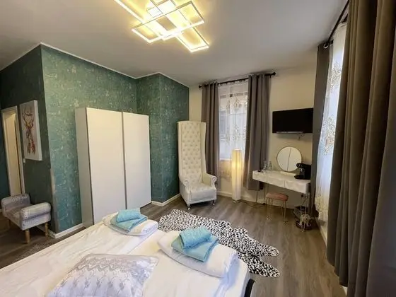 Standard Tek Büyük Yataklı Oda