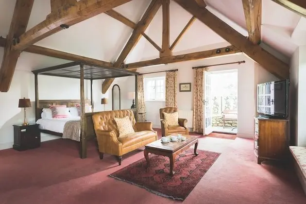 Luxury Tek Büyük Yataklı Oda, 1 En Büyük (King) Boy Yatak (Masons)