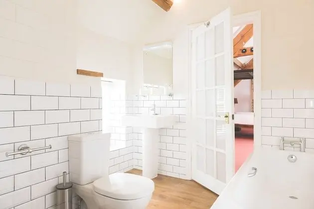 Luxury Tek Büyük Yataklı Oda, 1 En Büyük (King) Boy Yatak (Masons)