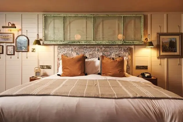 Superior Tek Büyük Yataklı Oda