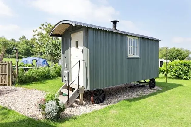 Design Kulübe, Banyolu/Duşlu, Bahçe Manzaralı (Shepherds Hut)